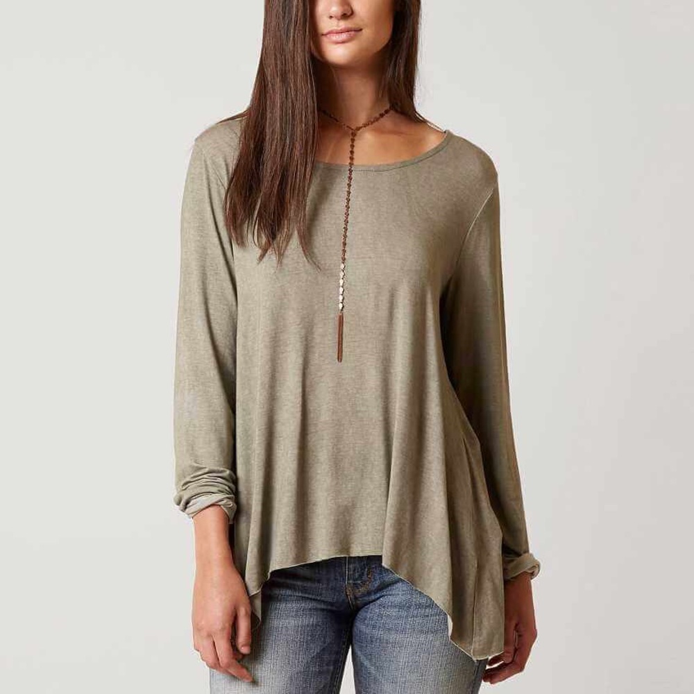 Red by BKE Twist Back Top
